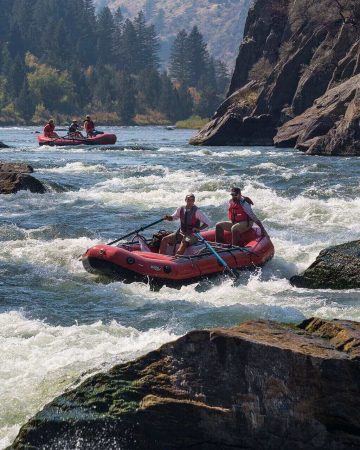 cropped-rafting-883523_19201-1-1-3.jpg